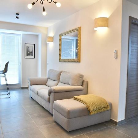 Bright & Modern 2-Bedroom, 4Th Floor Apartment In Gzira, Malta Bagian luar foto